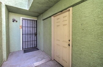 2202 W Glenrosa Ave in Phoenix, AZ - Building Photo - Building Photo