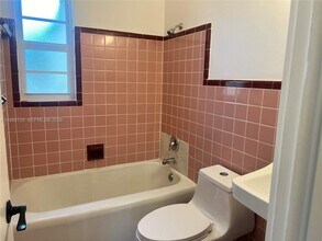 522 N J St in Lake Worth Beach, FL - Building Photo - Building Photo