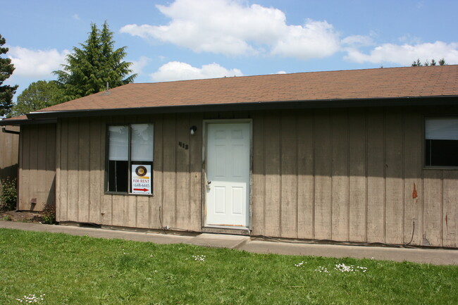 property at 3112 Brittany Dr