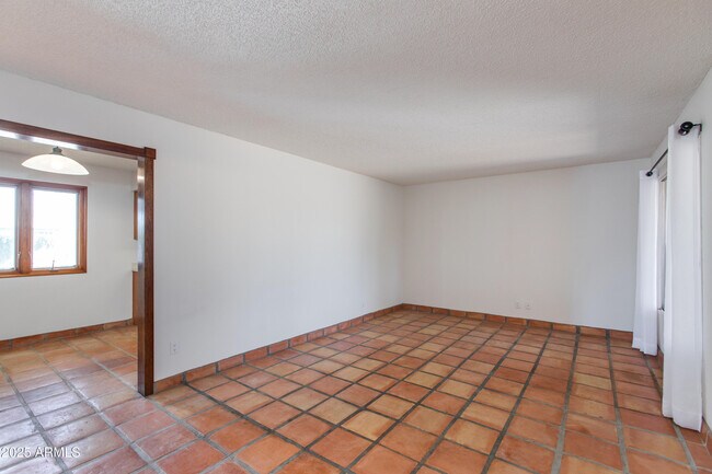 1119 E Balboa Dr in Tempe, AZ - Building Photo - Building Photo