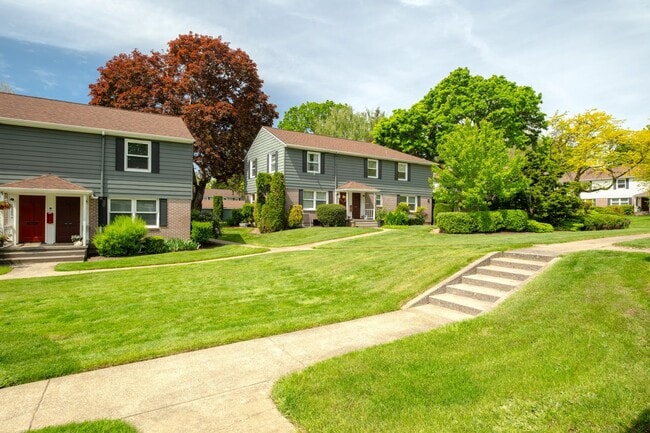property at 10267 SW Eastridge St