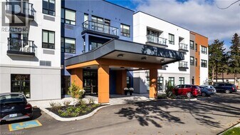 152 N Park St in Brantford, ON - Building Photo