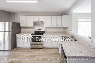 310 Rustic Stable in San Antonio, TX - Building Photo - Building Photo