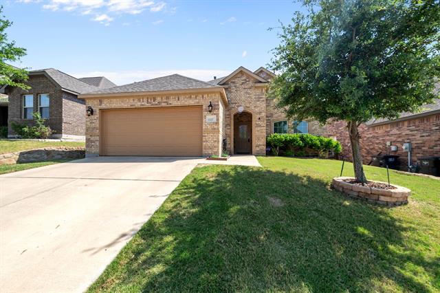 11317 Denet Creek Ln in Fort Worth, TX - Building Photo