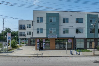 Aspen Place in Cleveland, OH - Building Photo - Building Photo
