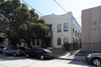 960 S Ardmore Avenue in Los Angeles, CA - Building Photo - Building Photo