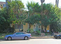 212 S Lasky Dr in Beverly Hills, CA - Building Photo - Building Photo