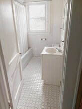 218 Passaic Ave, Unit 2nd floor in Belleville, NJ - Foto de edificio - Building Photo