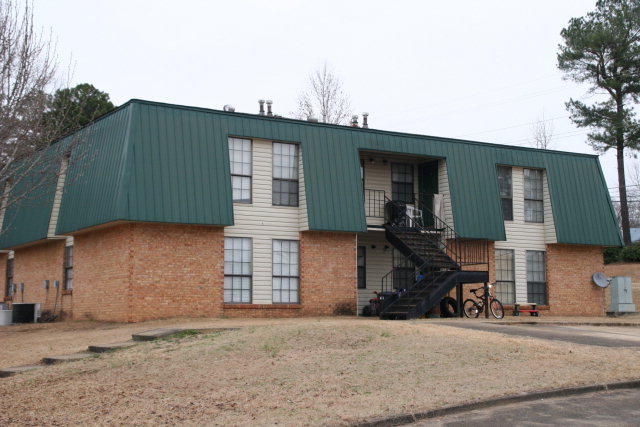 2950 S Lamar Blvd in Oxford, MS - Foto de edificio