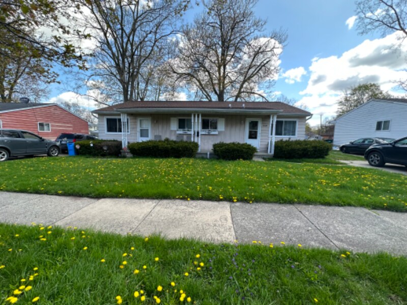 4109 Burchfield Dr in Lansing, MI - Building Photo