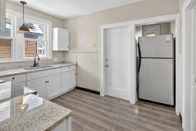 93 Homestead Ave in Albany, NY - Building Photo - Building Photo