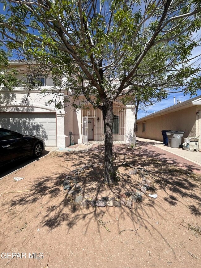 3413 Mike Godwin Dr in El Paso, TX - Building Photo - Building Photo