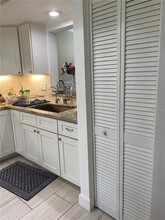 2231 Lark Cir E in Palm Harbor, FL - Building Photo - Building Photo