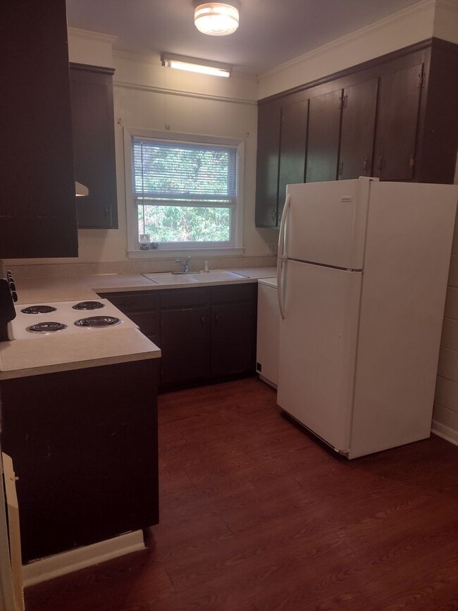 210 Purefoy Rd in Chapel Hill, NC - Building Photo - Building Photo