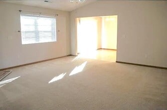2350 Coniferous Dr in Belleville, IL - Building Photo - Building Photo