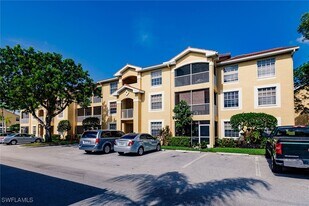 4700 St Croix Ln in Naples, FL - Building Photo
