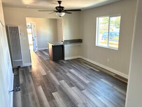 3539-41 Luna Ave, Unit 3539 Luna Avenue in San Diego, CA - Foto de edificio - Building Photo