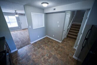 106 Sango Place Villas Dr in Clarksville, TN - Building Photo - Building Photo