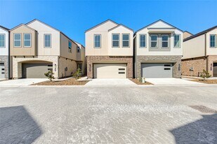 2920 El Fenice Ln in Houston, TX - Building Photo