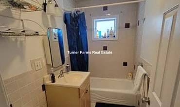 288 Boston Ave, Unit 3 in Medford, MA - Building Photo - Building Photo