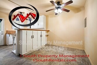 2366 White St in Mobile, AL - Building Photo - Building Photo