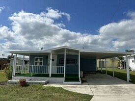 17031 US-301 in Dade City, FL - Building Photo