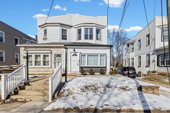 property at 515 Harrison Ave