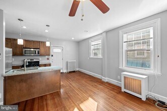 838 W Lancaster Ave in Bryn Mawr, PA - Building Photo - Building Photo