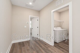 1723 Perimeter Lp in Wilmington, NC - Building Photo - Building Photo