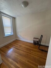 5 Barrows St, Unit 1 in Boston, MA - Building Photo - Building Photo
