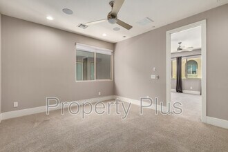 7500 E Via De Luna Dr in Scottsdale, AZ - Building Photo - Building Photo