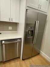 230 Tremont St, Unit 2 in Boston, MA - Building Photo - Building Photo