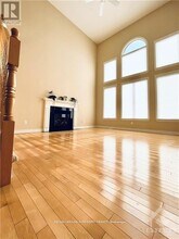 195 Keyrock Dr in Ottawa, ON - Building Photo - Building Photo
