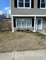 7 Logan Ct in Sicklerville, NJ - Building Photo