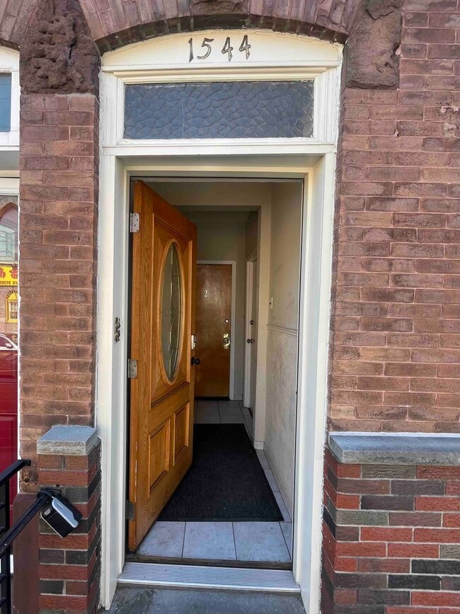 1544 McKean St, Unit 2 in Philadelphia, PA - Building Photo - Building Photo