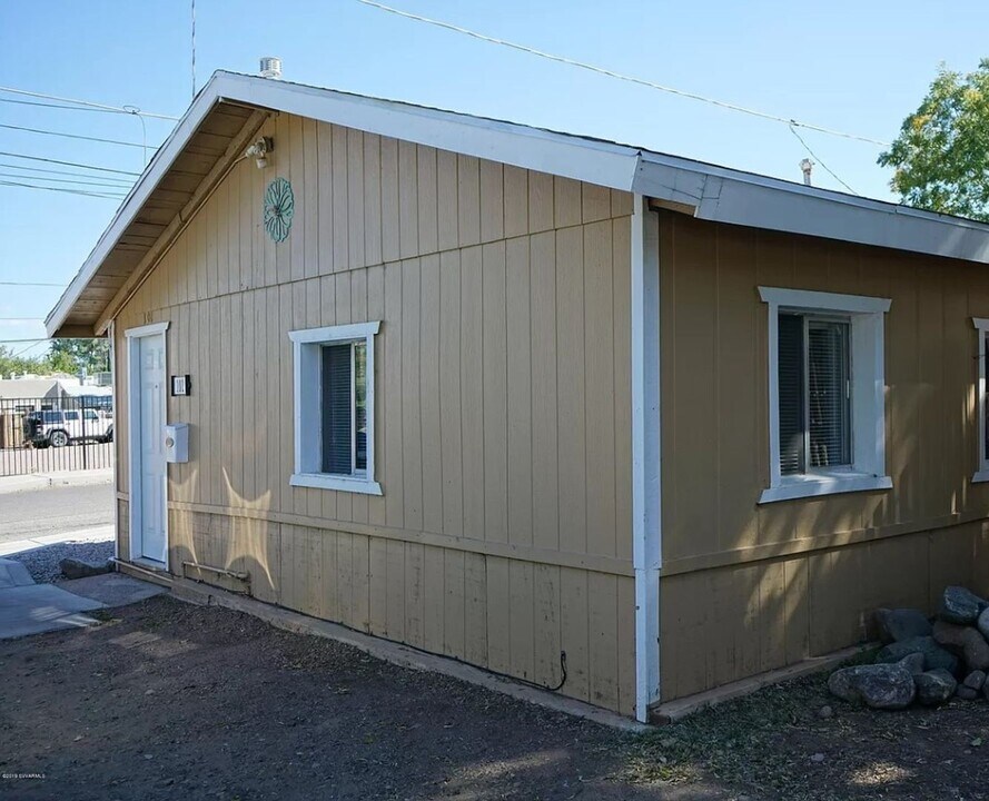 101 W Pinal St in Cottonwood, AZ - Building Photo