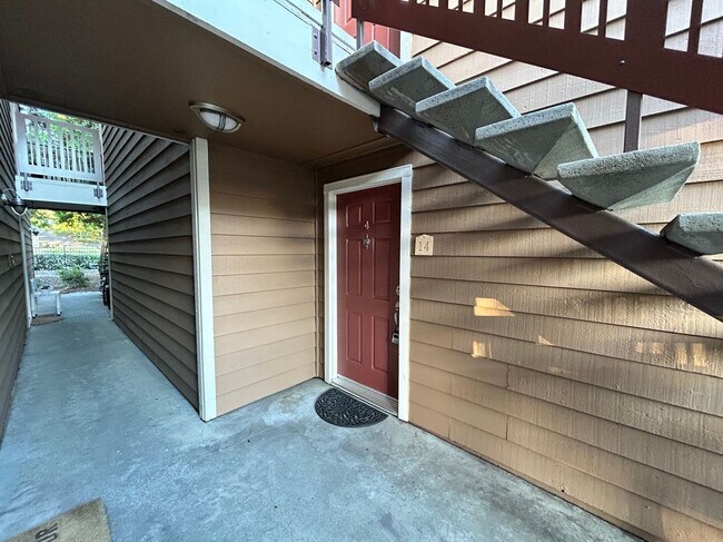 150 Reflections Dr in San Ramon, CA - Foto de edificio - Building Photo