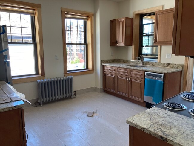 149 Hillside St, Unit 3 in Boston, MA - Building Photo - Building Photo