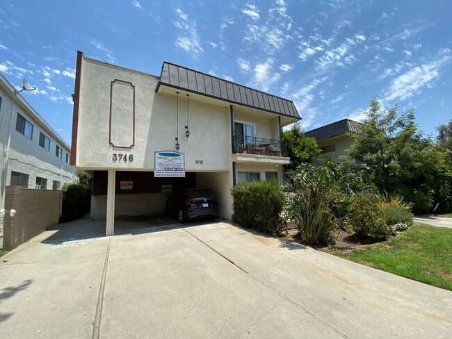 3746 S Canfield Ave, Unit 3