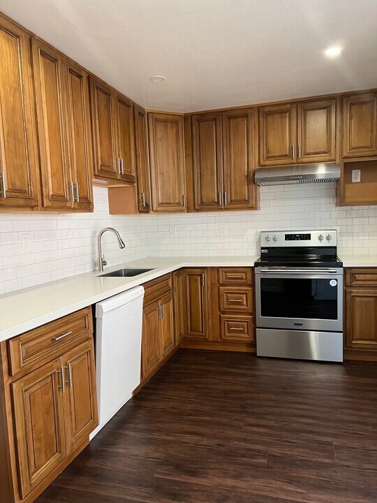1737 Noranda Dr, Unit 1 in Sunnyvale, CA - Building Photo