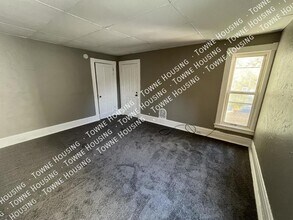 321 Washburn St in Lockport, NY - Building Photo - Building Photo