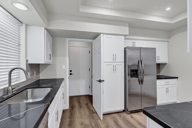 property at 945 N Pasadena