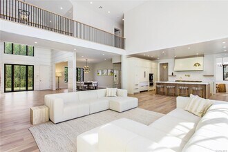 780 Sagg Rd in Southampton, NY - Building Photo - Building Photo