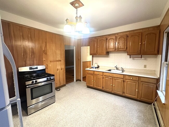 18 Holyoke Rd, Unit 1