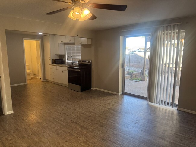 1025 E Fort Pierce Dr in Saint George, UT - Building Photo - Building Photo