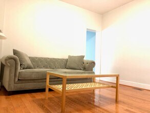 5913 McCallum St in Philadelphia, PA - Building Photo - Building Photo