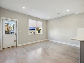 2011 N Randolph St in Philadelphia, PA - Building Photo - Building Photo