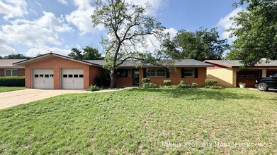 3410 54th St in Lubbock, TX - Building Photo - Building Photo