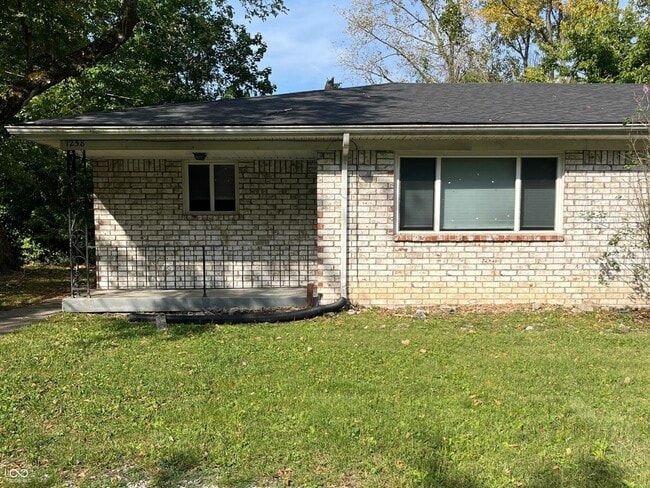 property at 1258 N Ridgeview Dr
