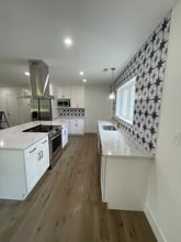 423 W Main St in Spring Hope, NC - Foto de edificio - Building Photo